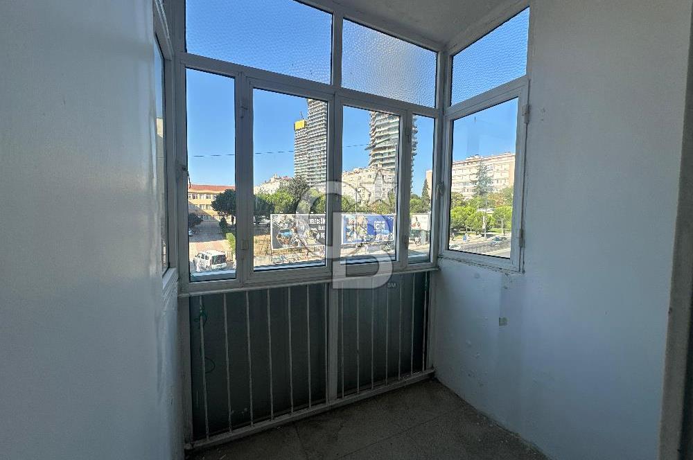 Akmerkez Petrol Sitesi Kiralık Daire ve Tabela Değeri Yüksek Ofis