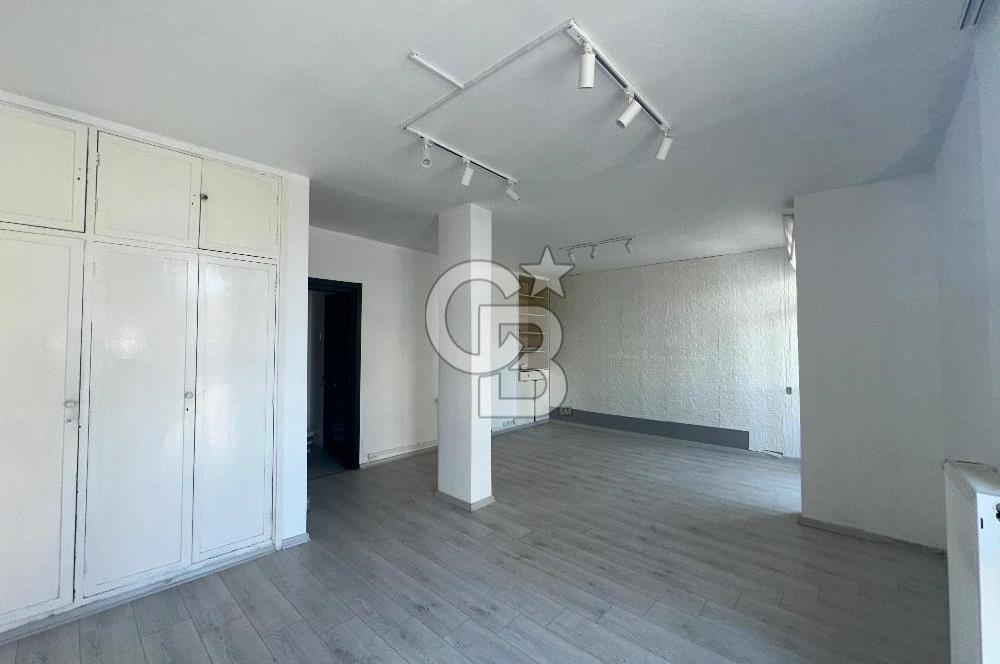 Akmerkez Petrol Sitesi Kiralık Daire ve Tabela Değeri Yüksek Ofis