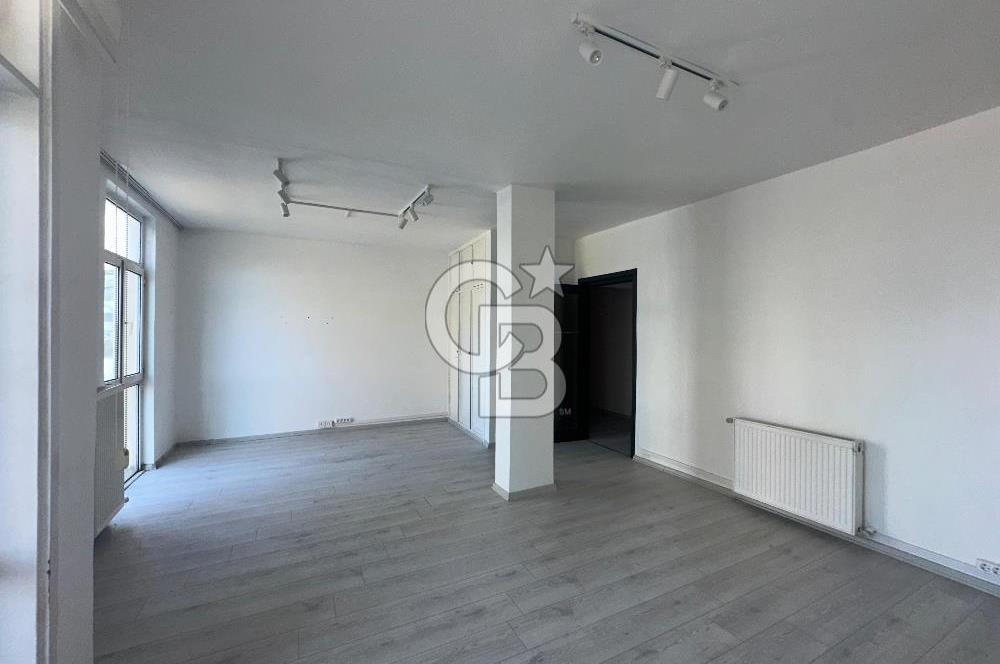 Akmerkez Petrol Sitesi Kiralık Daire ve Tabela Değeri Yüksek Ofis