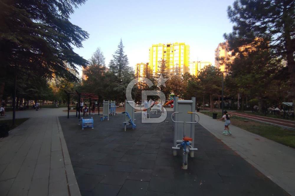 Elvankent Banka Blokları Peyzaj Manzaralı 3+1 Satılık Daire