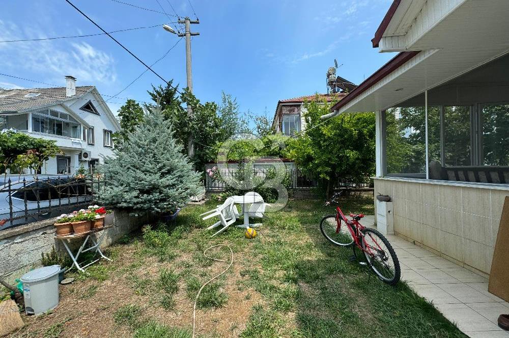 Denize Yakın Eşyalı Kiralık Villa