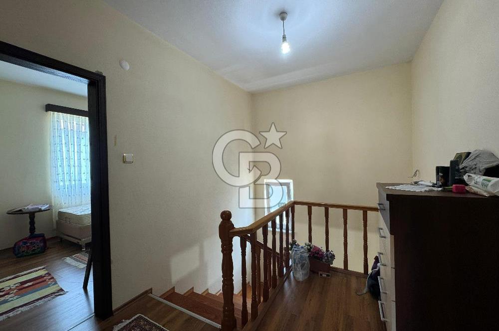 Denize Yakın Eşyalı Kiralık Villa