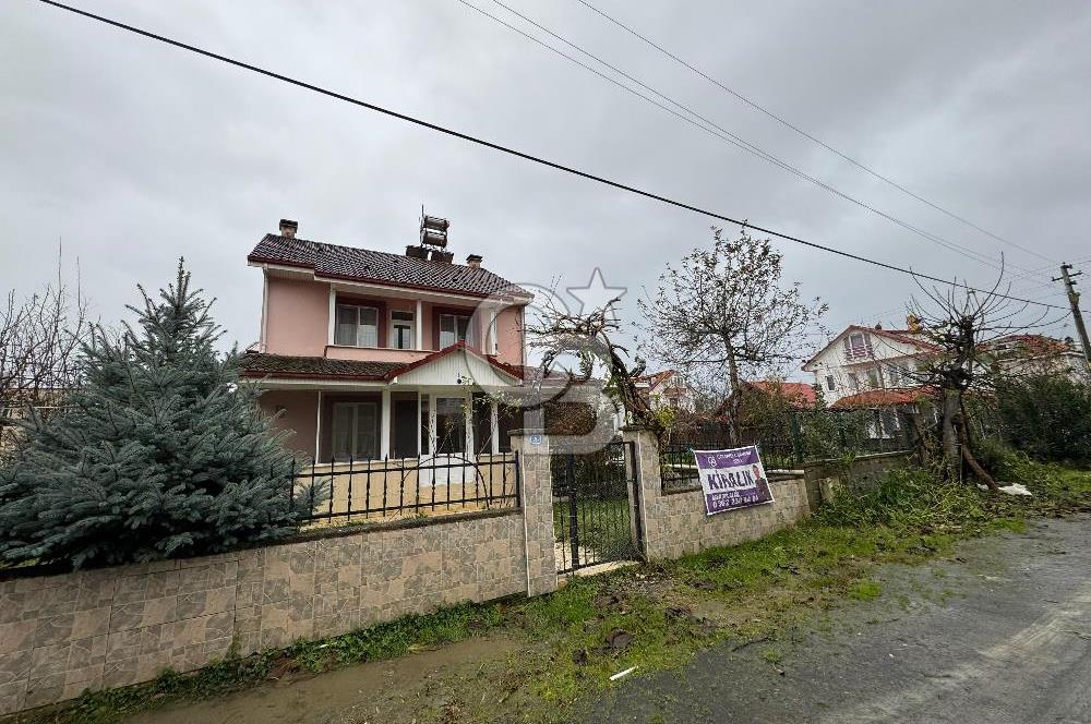 Denize Yakın Eşyalı Kiralık Villa