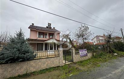 Denize Yakın Eşyalı Kiralık Villa