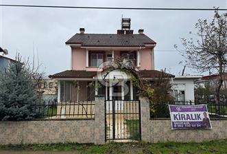 Denize Yakın Eşyalı Kiralık Villa