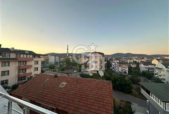 DERİNCE İBNİSİNA MAHALLESİ 6+1 EĞİMSİZ SATILIK ÇATI DUBLEKS..