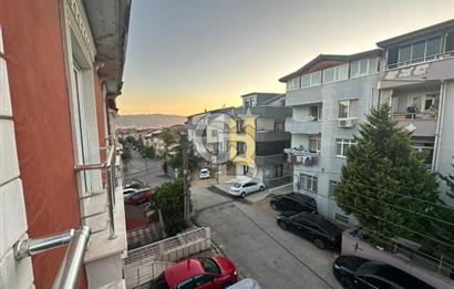 DERİNCE İBNİSİNA MAHALLESİ 6+1 EĞİMSİZ SATILIK ÇATI DUBLEKS..