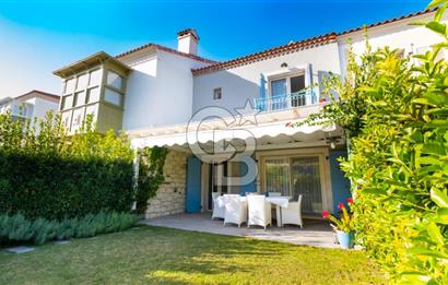 ALAÇATI MİMARİN KÖYCE'DE 3+1 KİRALIK EŞYALI VİLLA