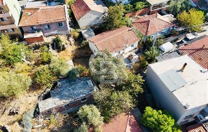 Bayraklı Emek Mahallesinde 241 M2 Arsa İçi Satılık Müstakil Ev