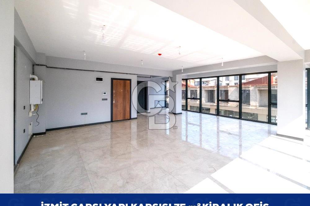 İZMİT ÇARŞI YAPI KARŞISINDA KİRALIK OFİS - SIFIR BİNA