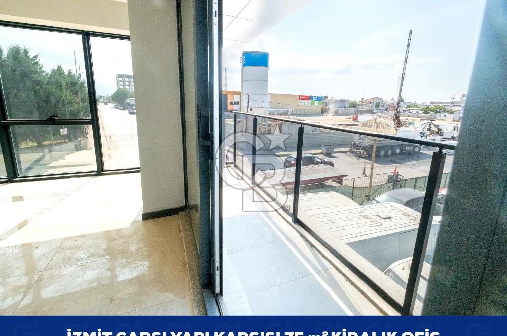 İZMİT ÇARŞI YAPI KARŞISINDA KİRALIK OFİS - SIFIR BİNA