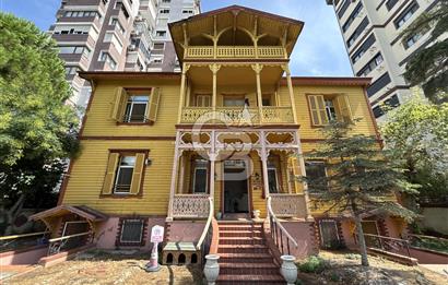 KIZILTOPRAK'TA KÖŞK 