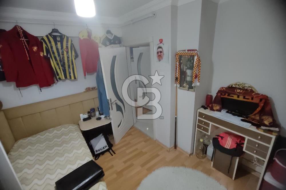 Küçükyalı Mithatpaşa CD. 3+1 satılık daire 