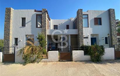 Bodrum Konacık'ta Panoramik Deniz Manzaralı Satılık Bahçe Dubleksi