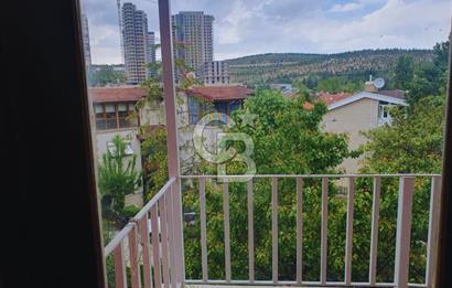 Koru Mahallesinde Huzur Dolu Kiralık 4+2 Geniş Villa 