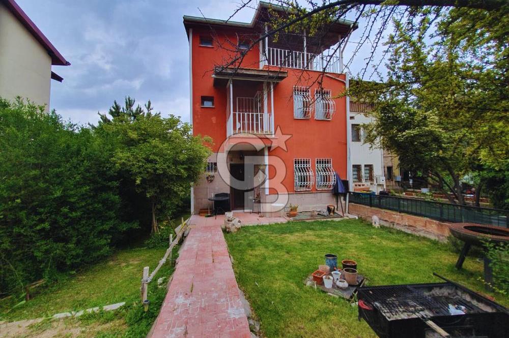 Koru Mahallesinde Huzur Dolu Kiralık 4+2 Geniş Villa 