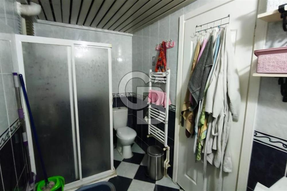 GAZİEMİR SEVGİ YOLU ÜZERİNDE TABELA DEĞERİ YÜKSEK SATILIK 3+1 DAİRE