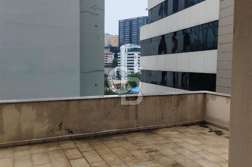 Beşiktaş Dikilitaş’ta 4 Katlı Ticari Bina – 560 m² – Merkezi Konumda
