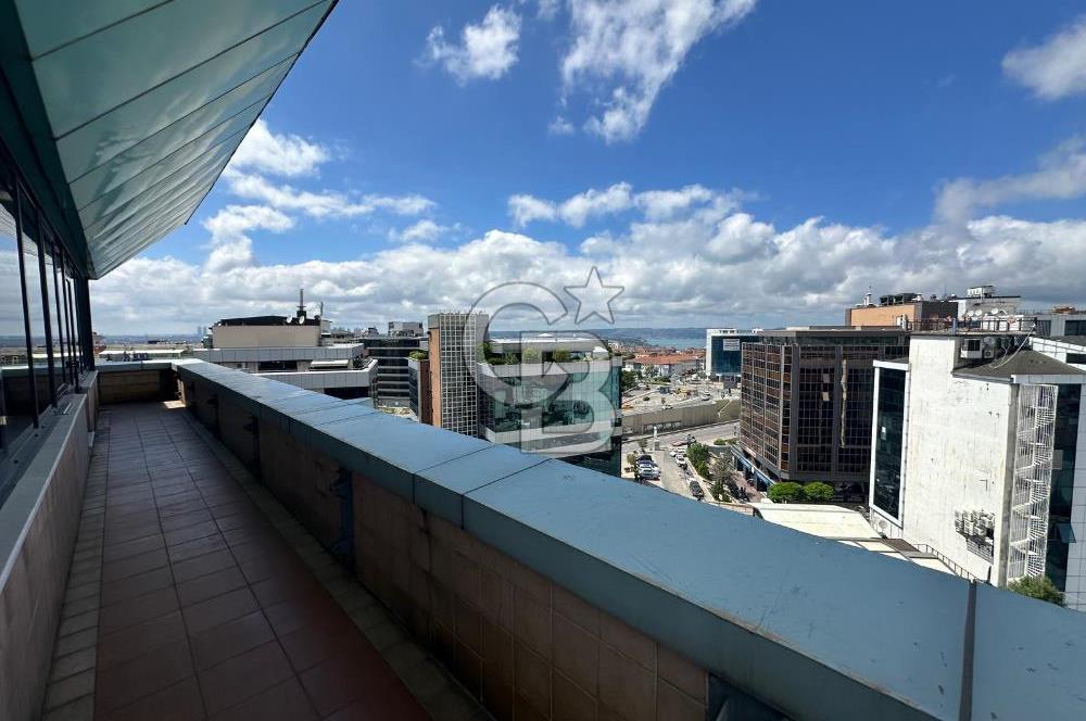 KAVACIK MERKEZDE SATILIK EŞSİZ 800 m2 PLAZA KATI