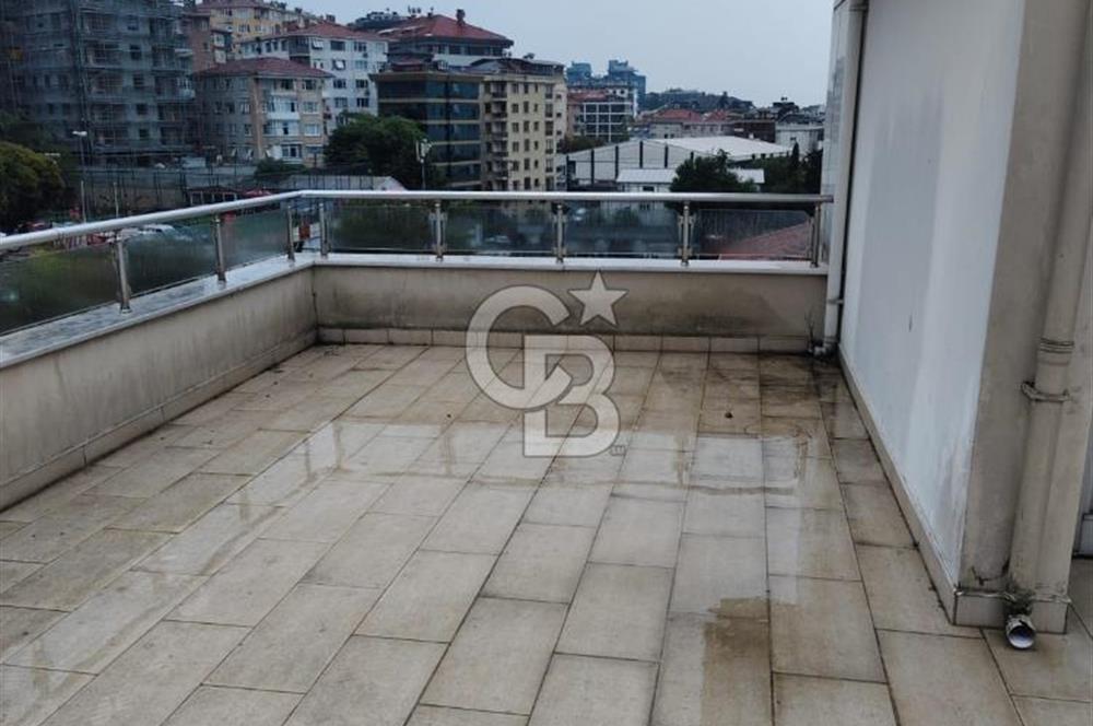 Beşiktaş Dikilitaş’ta 4 Katlı Ticari Bina – 560 m² – Merkezi Konumda
