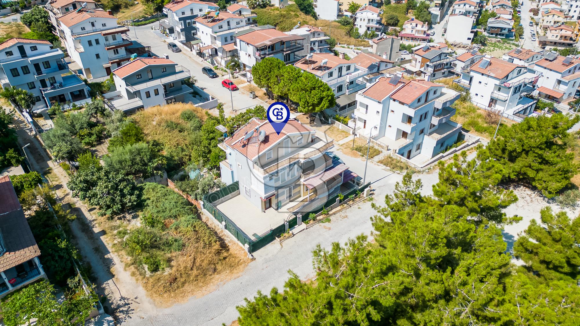 Karaova Efes evlerinde eşyasız  kiralık 2+1 daire