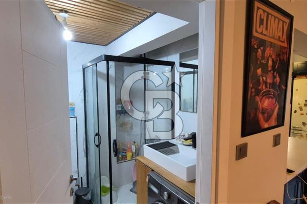 Mimar Sinan’da Yenilenmiş 2+1 Daire  , Konak / İzmir - Hastanelere & Tramvaya Yakın