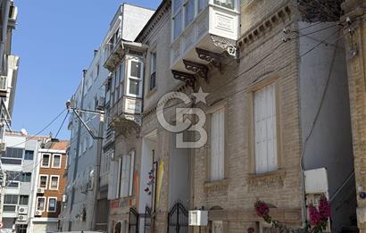 Smyrna dan 7+2 Satılık Tarihi Rum Evi 