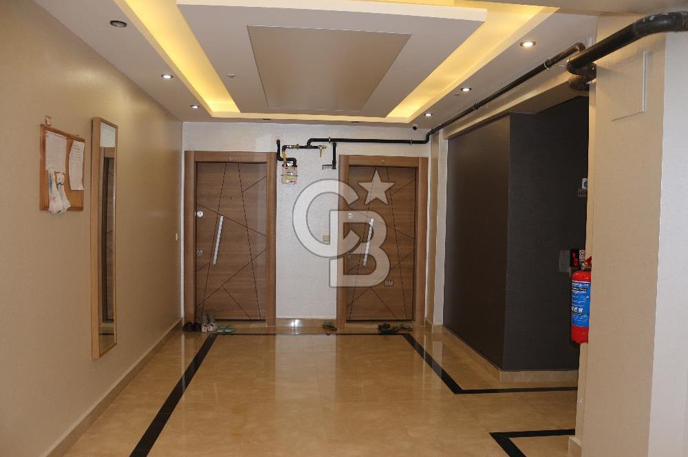 CUMHURİYET MAHALLESİ CADDEYE YAKIN KİRALIK 1+1 TEMİZ DAİRE