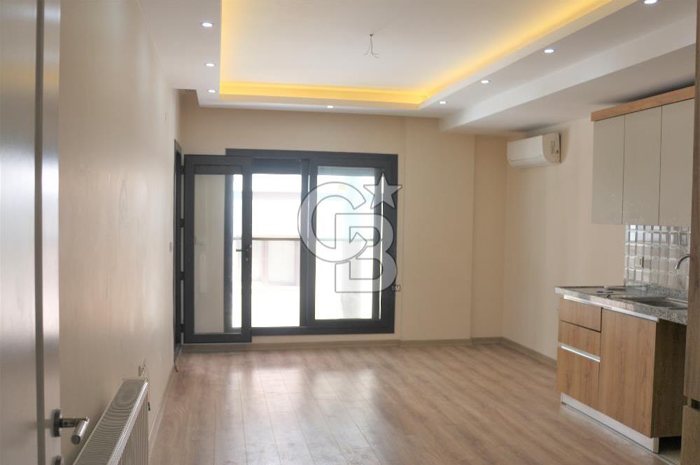 CUMHURİYET MAHALLESİ CADDEYE YAKIN KİRALIK 1+1 TEMİZ DAİRE