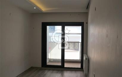 CUMHURİYET MAHALLESİ CADDEYE YAKIN KİRALIK 1+1 TEMİZ DAİRE