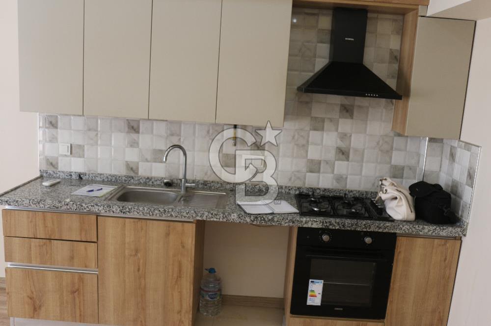 CUMHURİYET MAHALLESİ CADDEYE YAKIN KİRALIK 1+1 TEMİZ DAİRE