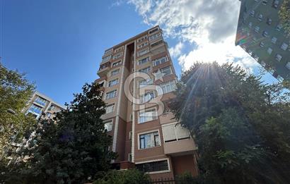 Kozyatağı Sahrayıcedit’te Kiralık Arakat Kombili 3+1 Daire