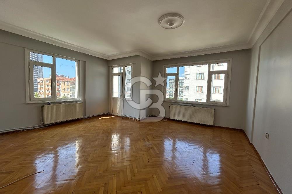 Kozyatağı Sahrayıcedit’te Kiralık Arakat Kombili 3+1 Daire