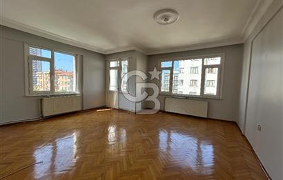 Kozyatağı Sahrayıcedit’te Kiralık Arakat Kombili 3+1 Daire