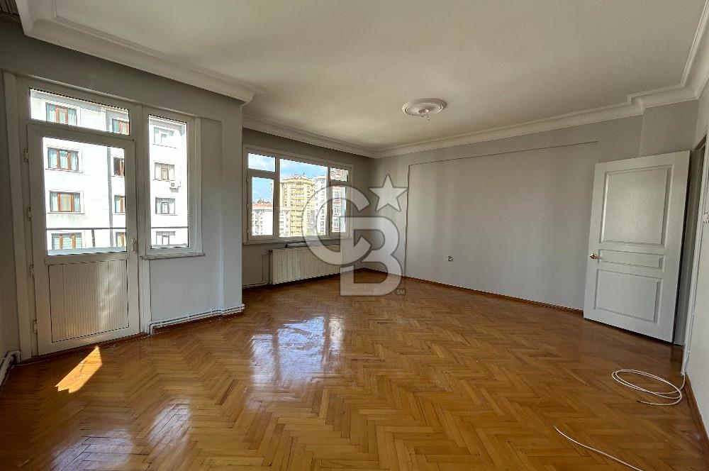 Kozyatağı Sahrayıcedit’te Kiralık Arakat Kombili 3+1 Daire