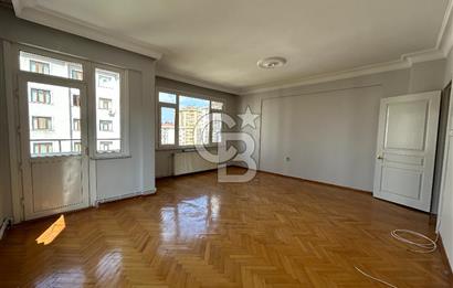 Kozyatağı Sahrayıcedit’te Kiralık Arakat Kombili 3+1 Daire