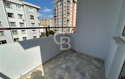 Kozyatağı Sahrayıcedit’te Kiralık Arakat Kombili 3+1 Daire