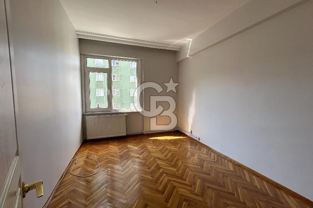 Kozyatağı Sahrayıcedit’te Kiralık Arakat Kombili 3+1 Daire