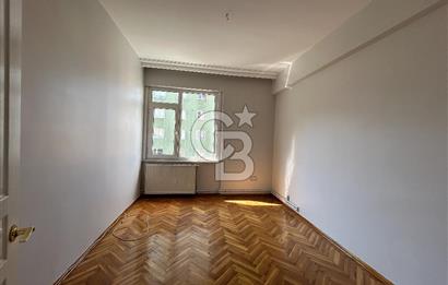 Kozyatağı Sahrayıcedit’te Kiralık Arakat Kombili 3+1 Daire