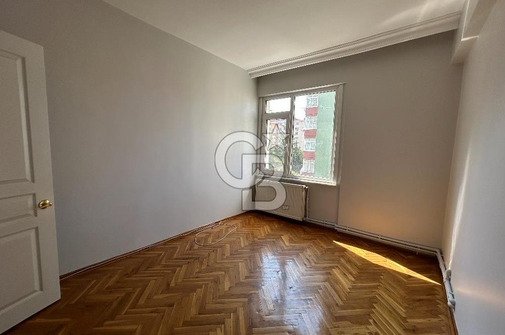 Kozyatağı Sahrayıcedit’te Kiralık Arakat Kombili 3+1 Daire