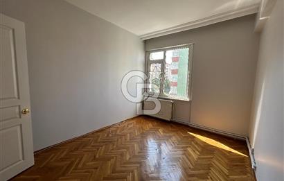 Kozyatağı Sahrayıcedit’te Kiralık Arakat Kombili 3+1 Daire