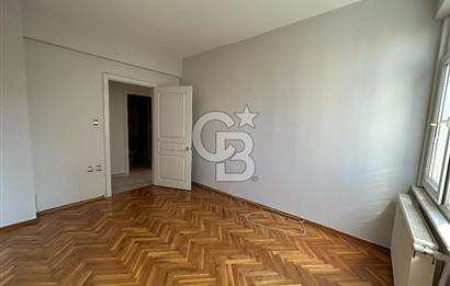 Kozyatağı Sahrayıcedit’te Kiralık Arakat Kombili 3+1 Daire