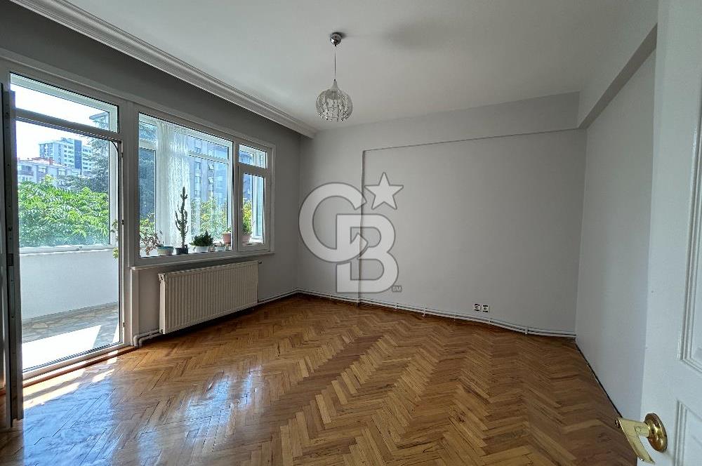 Kozyatağı Sahrayıcedit’te Kiralık Arakat Kombili 3+1 Daire
