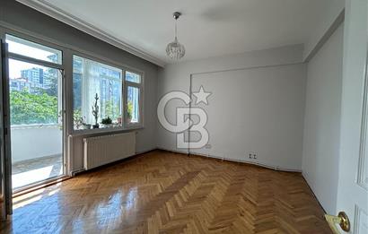 Kozyatağı Sahrayıcedit’te Kiralık Arakat Kombili 3+1 Daire