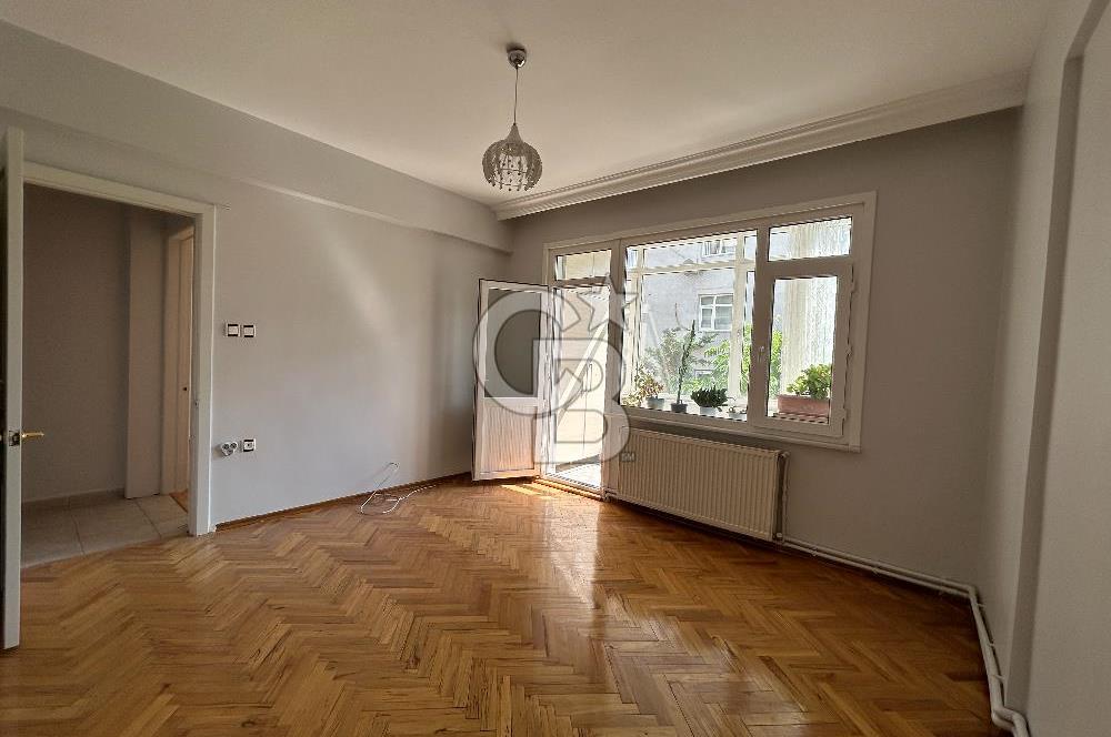 Kozyatağı Sahrayıcedit’te Kiralık Arakat Kombili 3+1 Daire