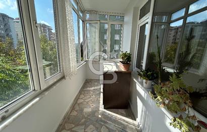Kozyatağı Sahrayıcedit’te Kiralık Arakat Kombili 3+1 Daire