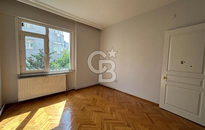 Kozyatağı Sahrayıcedit’te Kiralık Arakat Kombili 3+1 Daire