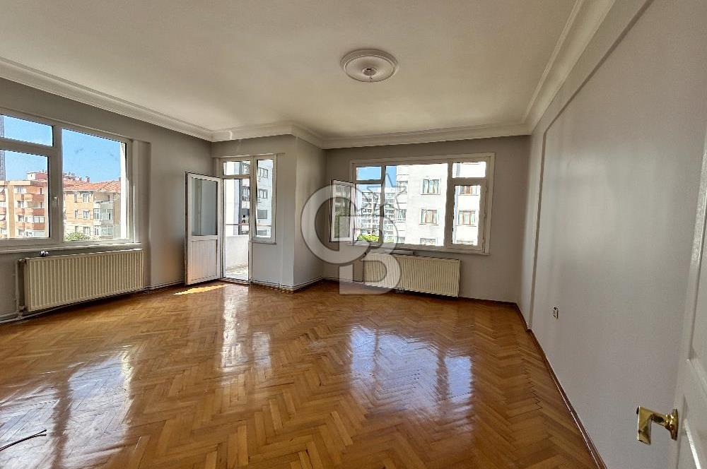 Kozyatağı Sahrayıcedit’te Kiralık Arakat Kombili 3+1 Daire