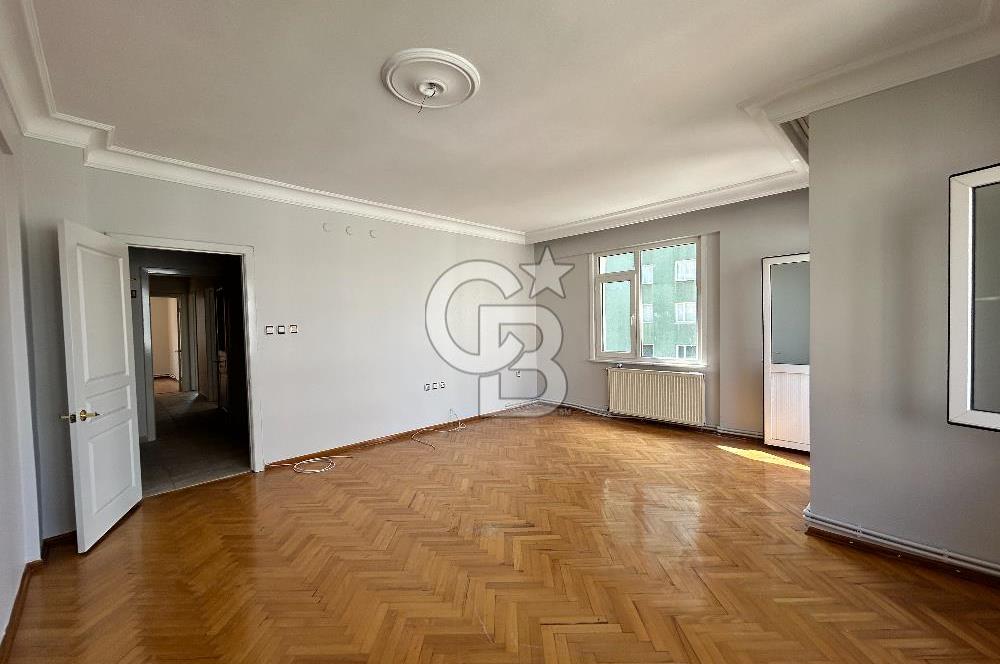 Kozyatağı Sahrayıcedit’te Kiralık Arakat Kombili 3+1 Daire