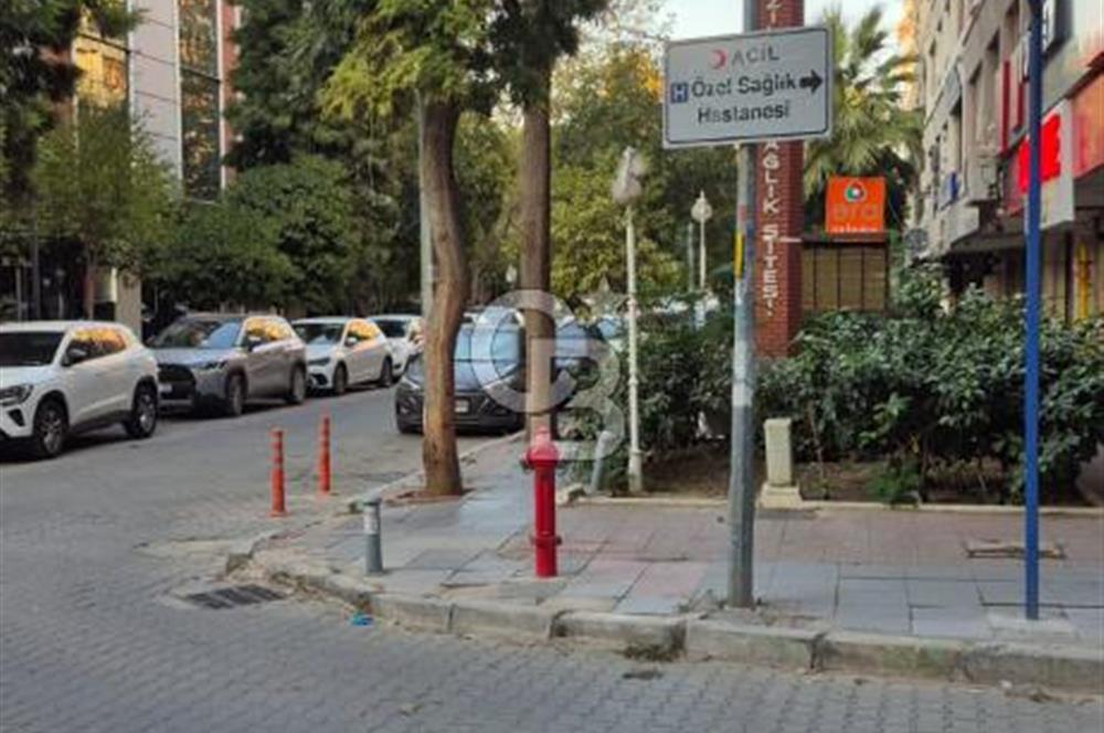 Mimar Sinan’da Yenilenmiş 2+1 Daire  , Konak / İzmir - Hastanelere & Tramvaya Yakın